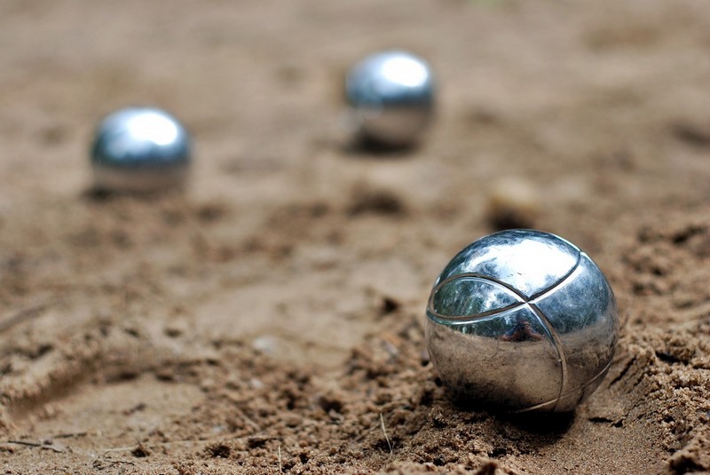 Concours de pétanque en doublette