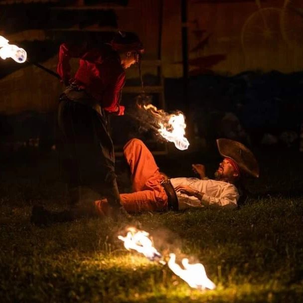 Spectacle de feu : Pirates!!